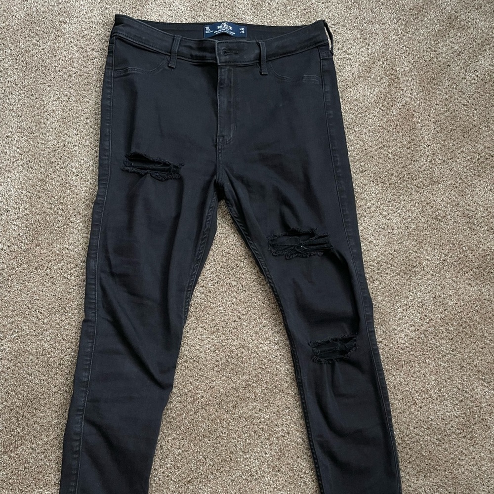 Hollister Black High-Rise Crop Skinny Jeans with Rips Size 11L